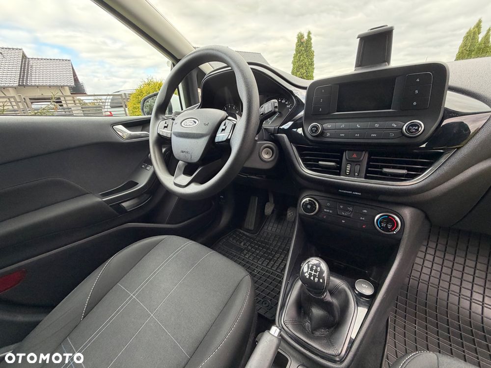 Ford Fiesta - 15