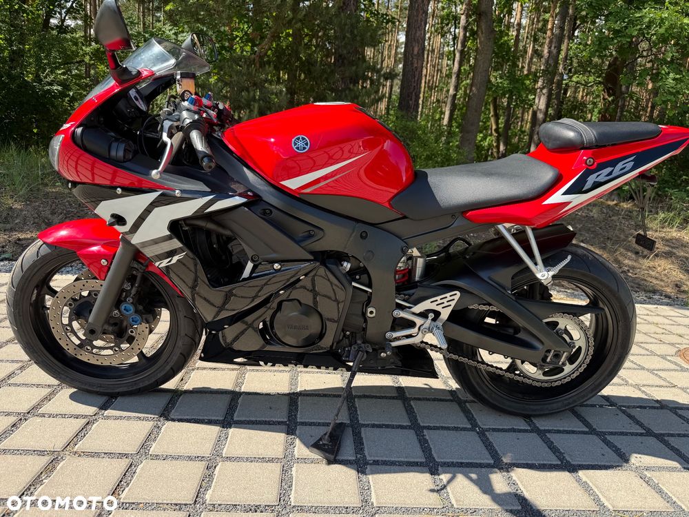 Yamaha R6 - 7