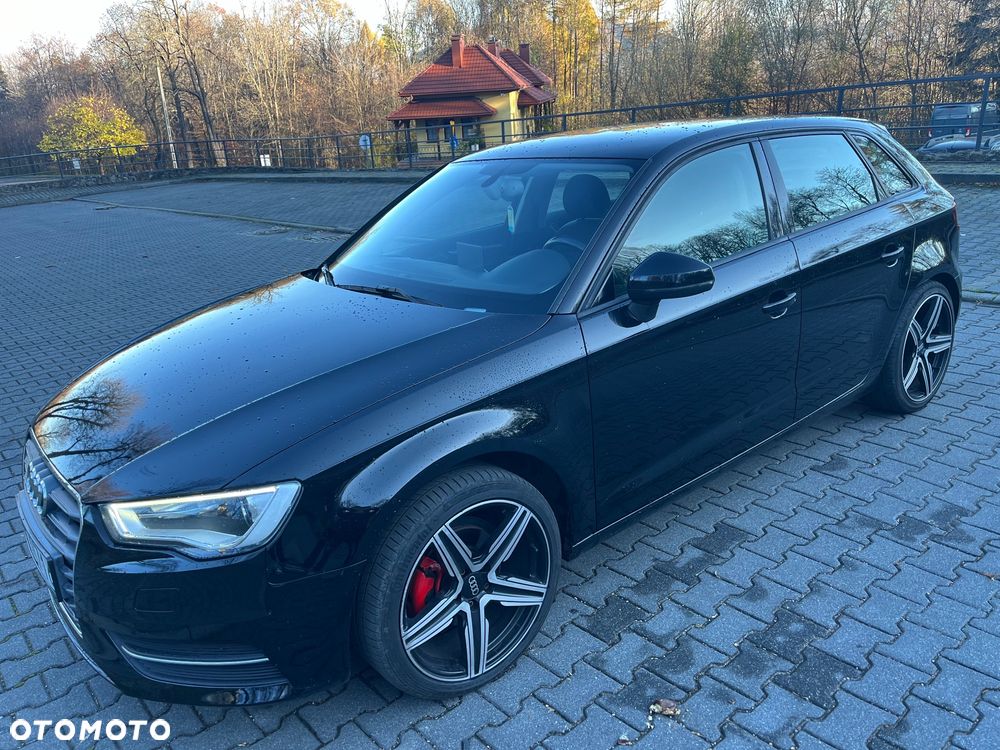 Audi A3 Sportback 1.4 TFSI Ambiente - 2