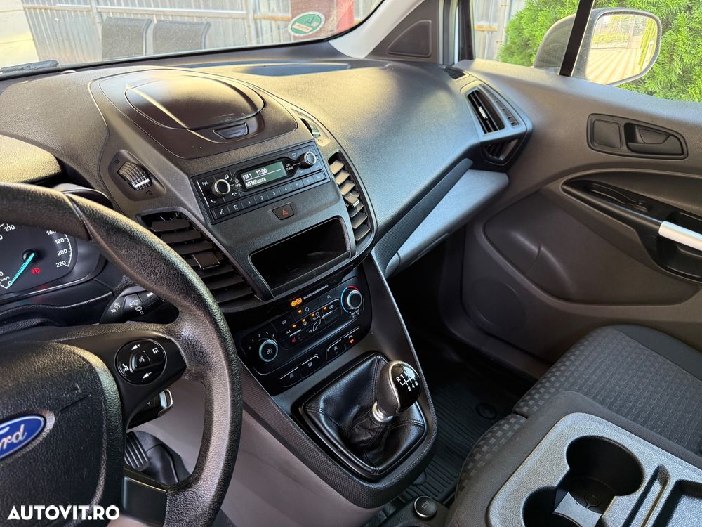 Ford Connect - 25