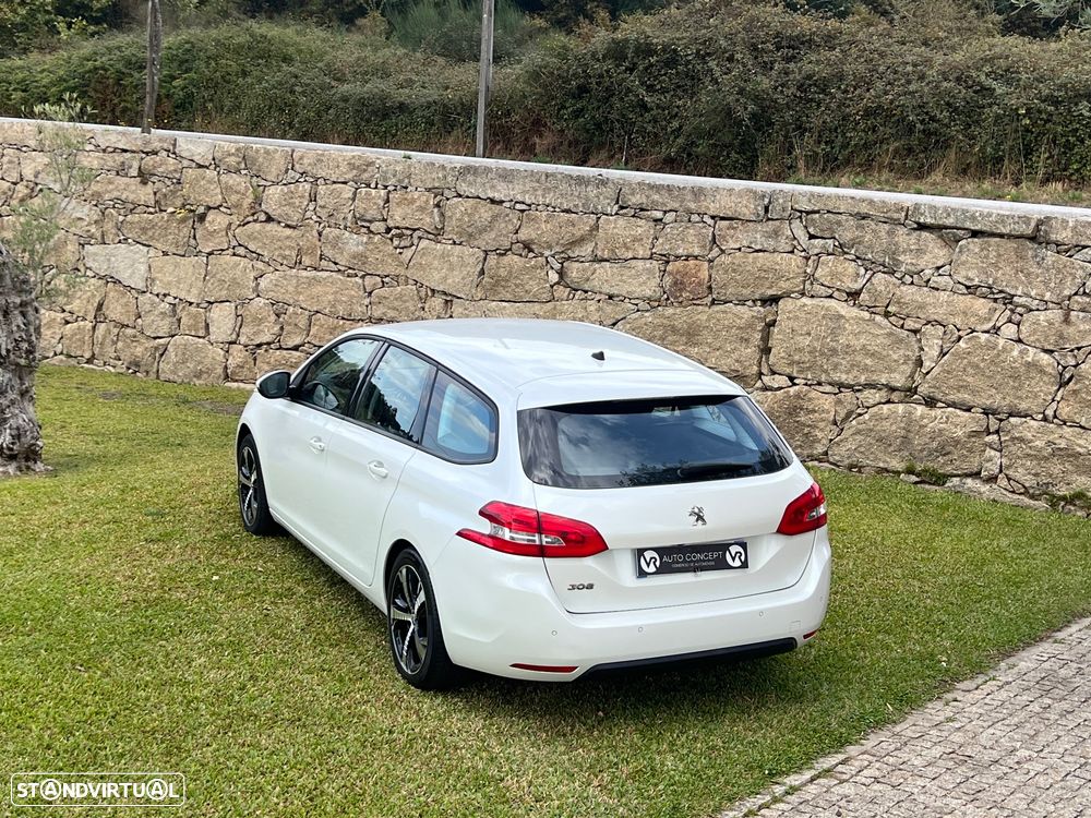 Peugeot 308 1.6 BlueHDi Allure J17 - 18