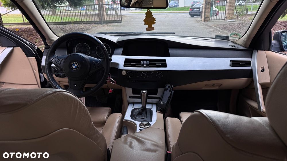 BMW Seria 5 - 11