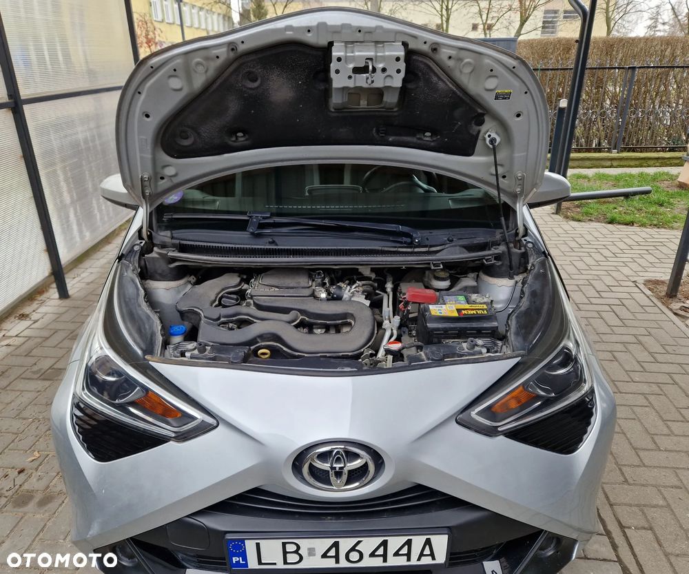 Toyota Aygo x-JBL - 6