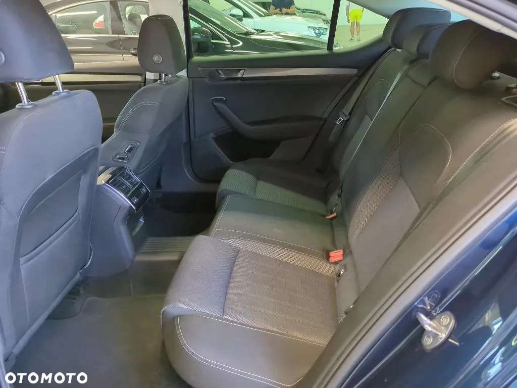 Skoda Superb 2.0 TSI Style DSG - 7