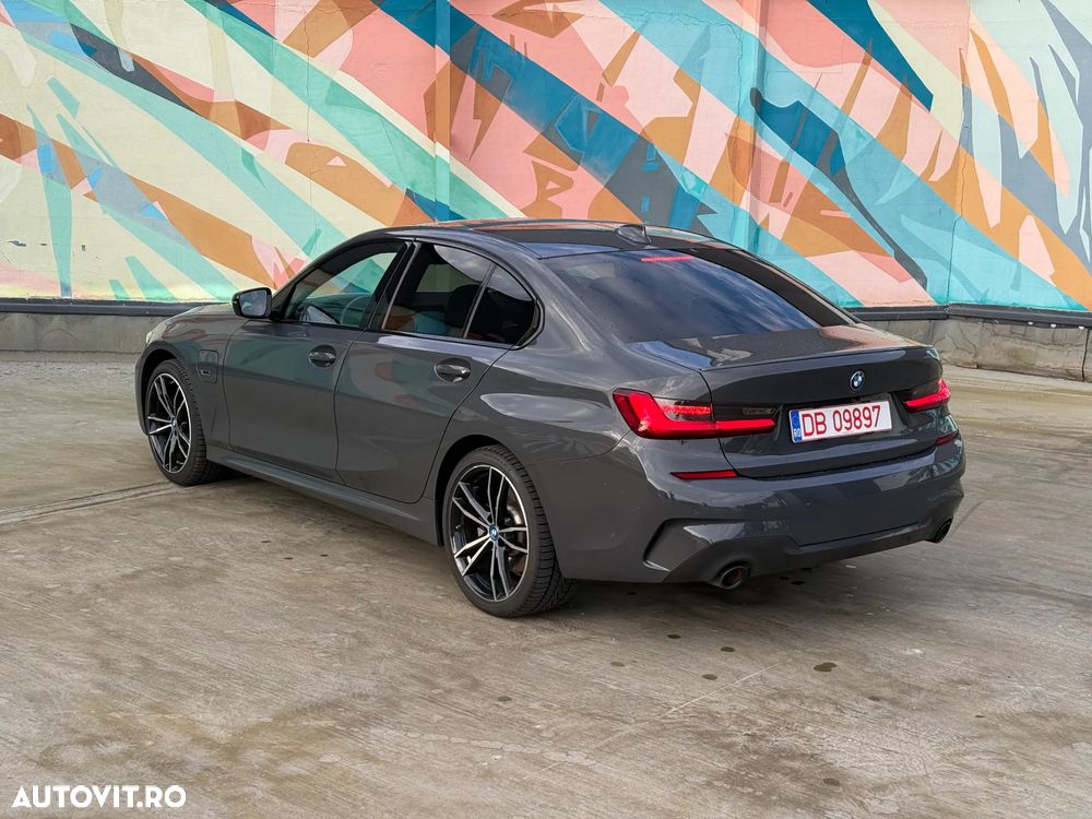 BMW Seria 3 320e Aut. M Sport - 6