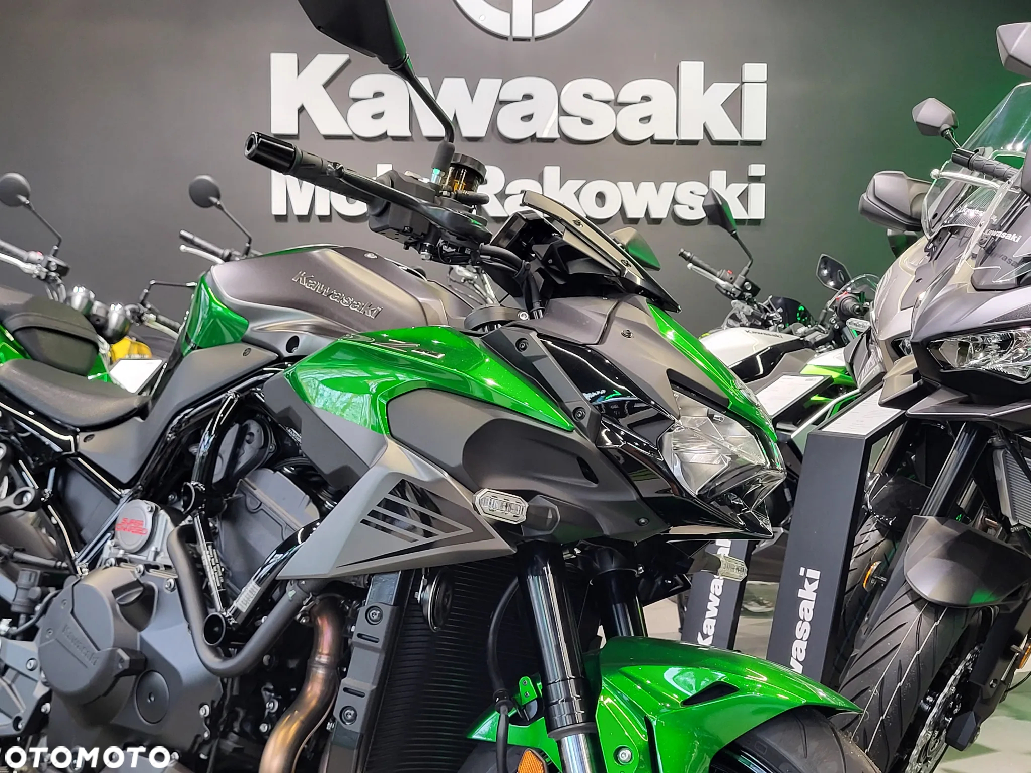 Kawasaki H2 - 3