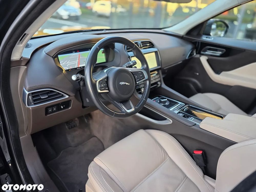 Jaguar F-Pace 2.0 i4D AWD Prestige - 16