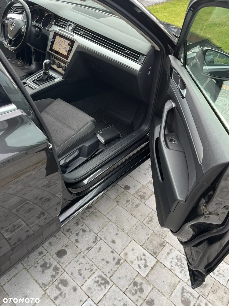 Volkswagen Passat 2.0 TDI BMT Comfortline DSG - 17