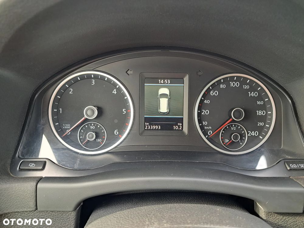 Volkswagen Tiguan 2.0 TDI DPF BlueMotion Technology Exclusive - 27