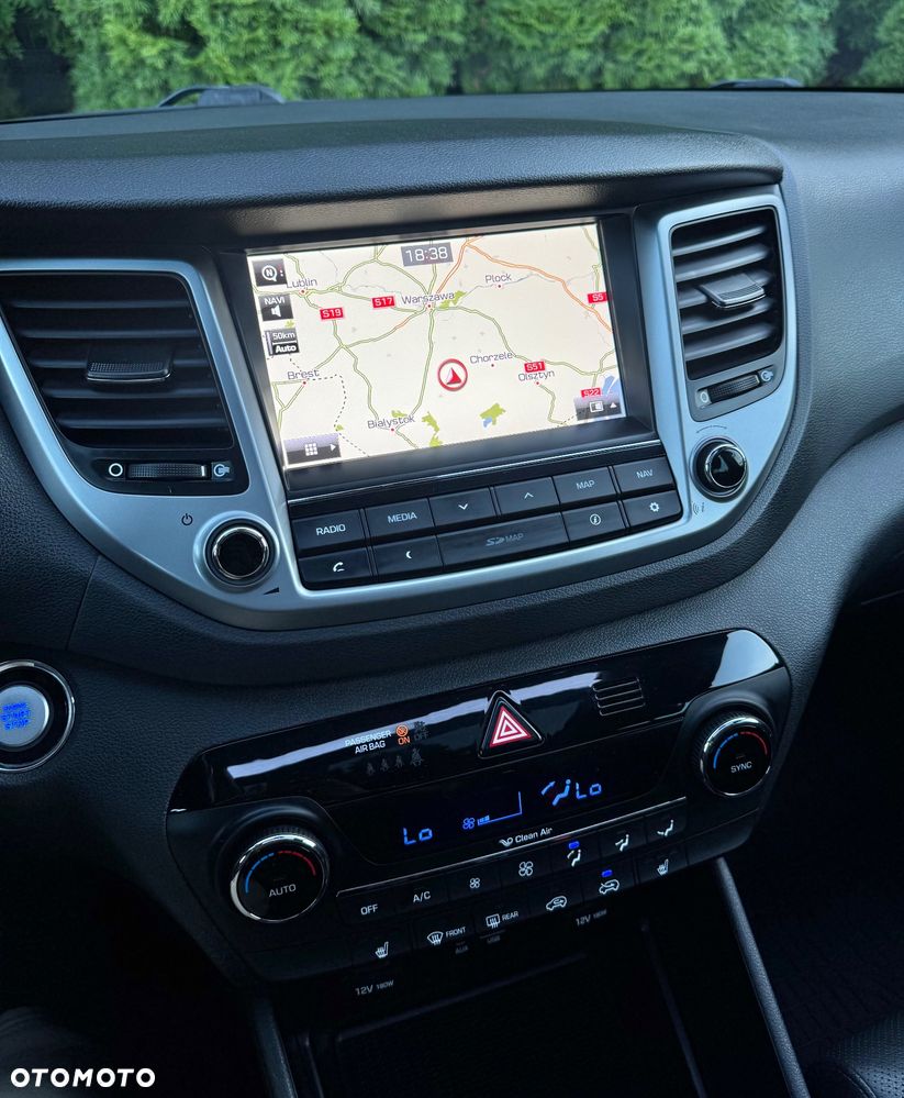 Hyundai Tucson blue 1.7 CRDi 2WD Style - 32