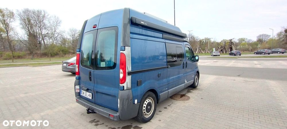 Opel Vivaro - 24