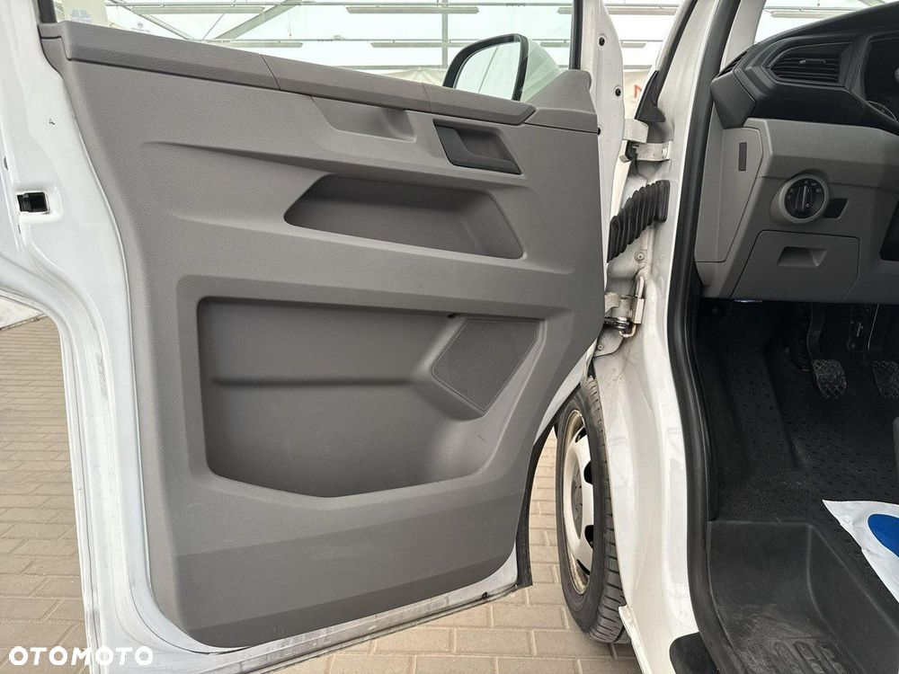 Volkswagen Transporter - 10