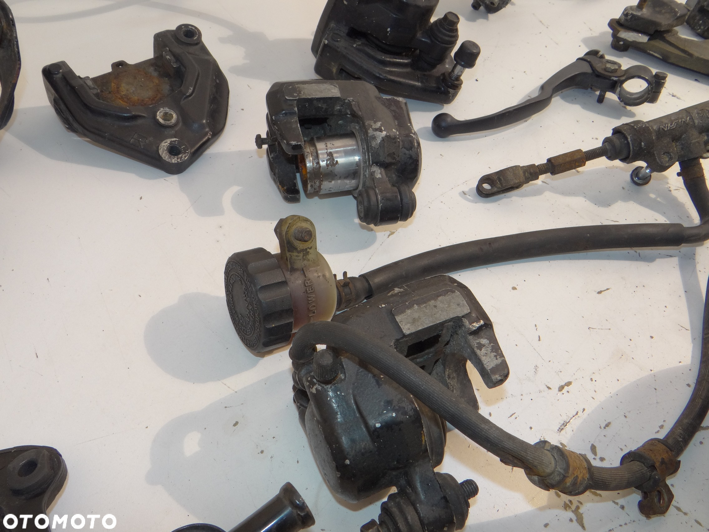 Yamaha XS 360 400 2A2 airbox skrzynka akumulatora króćce króciec zacisk hamulca pompa mocowanie lampy tablicy klakson Y1264 - 6