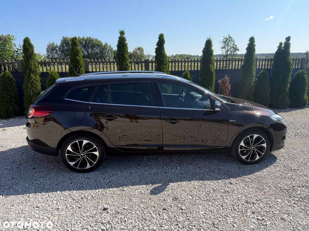 Renault Megane ENERGY TCe 130 BOSE EDITION - 11