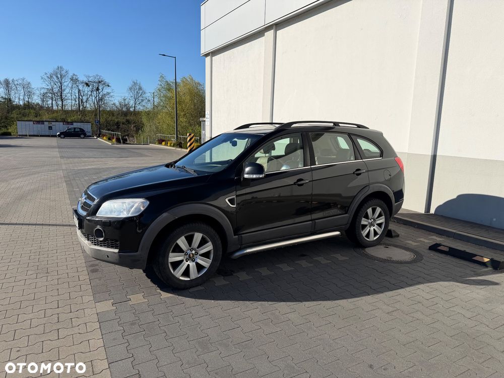 Chevrolet Captiva 2.0 d LT high - 3