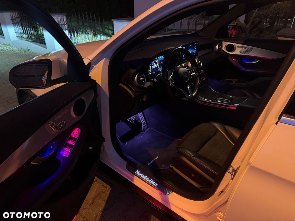 Mercedes-Benz GLC 300 de 4Matic 9G-TRONIC AMG Line Plus - 38