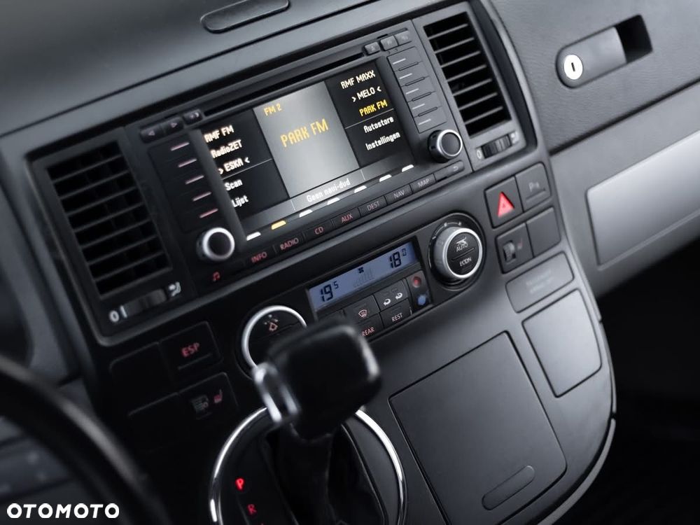 Volkswagen California - 32
