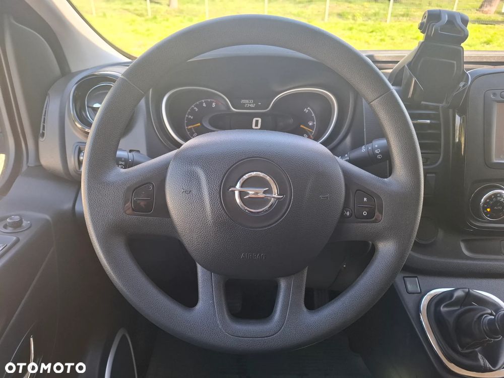 Renault TRAFIC LONG BRYGADÓWKA 2017 BOGATA WERSJA - 20