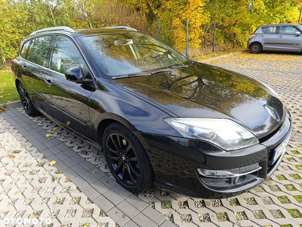 Renault Laguna 2012 photo 2