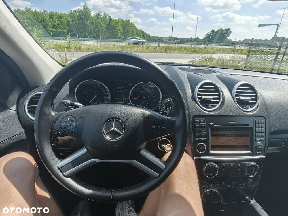 Mercedes-Benz ML - 33