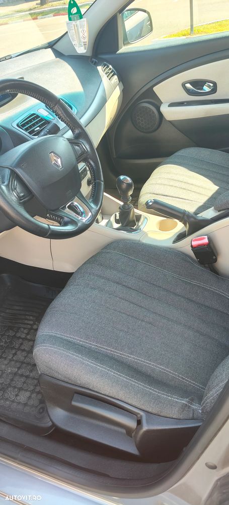 Renault Fluence 1.5 dCi Pro - 15