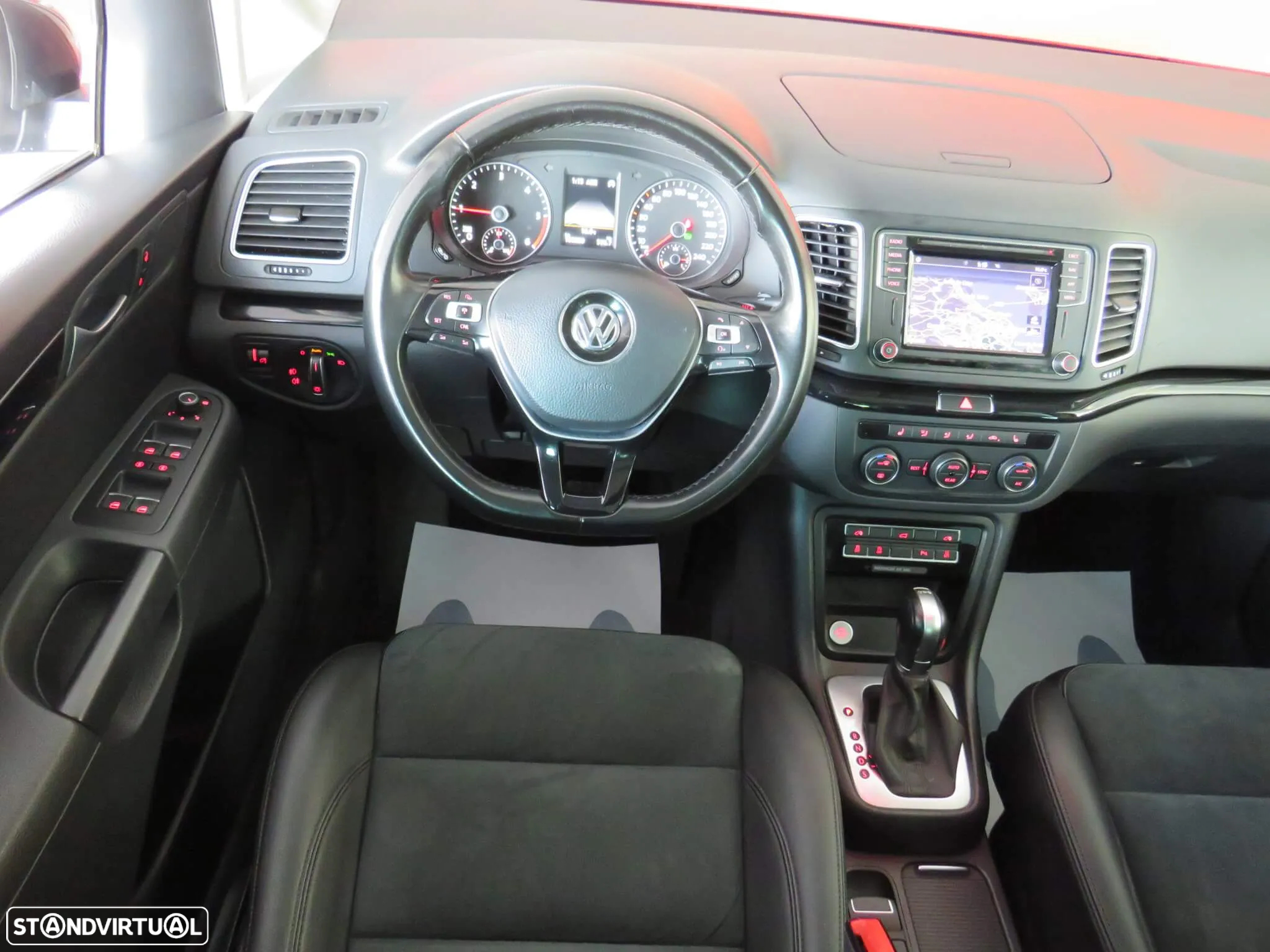VW Sharan 2.0 TDI Highline DSG - 20