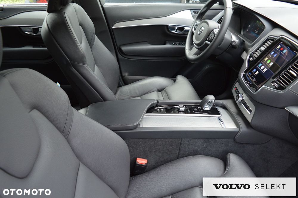 Volvo XC 90 - 24