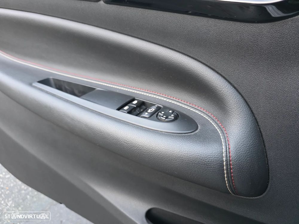 Citroën DS3 1.6 BlueHDi Sport Chic - 24