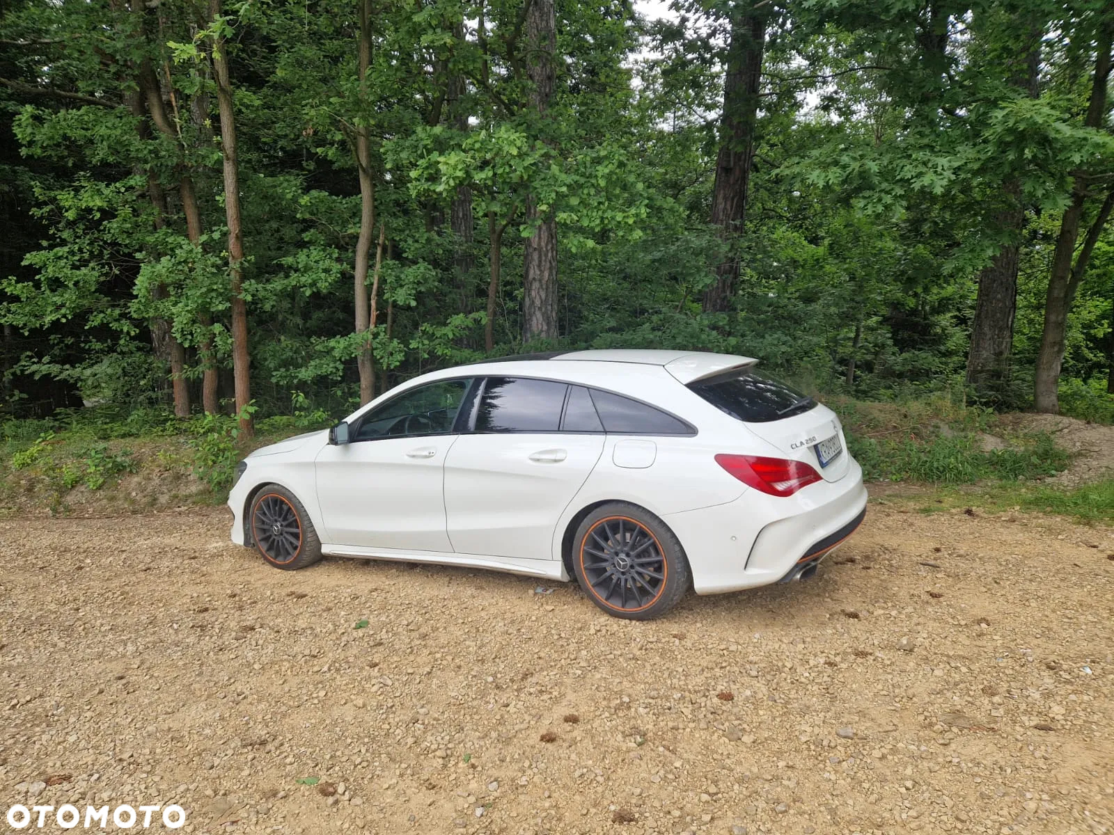 Mercedes-Benz CLA 250 4-Matic AMG Line - 9