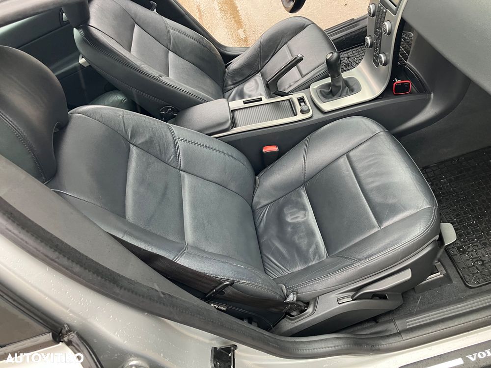 Volvo S40 1.6 D Momentum - 13