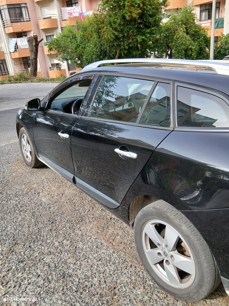 Renault Mégane 1.5 dCi Dynamique - 3