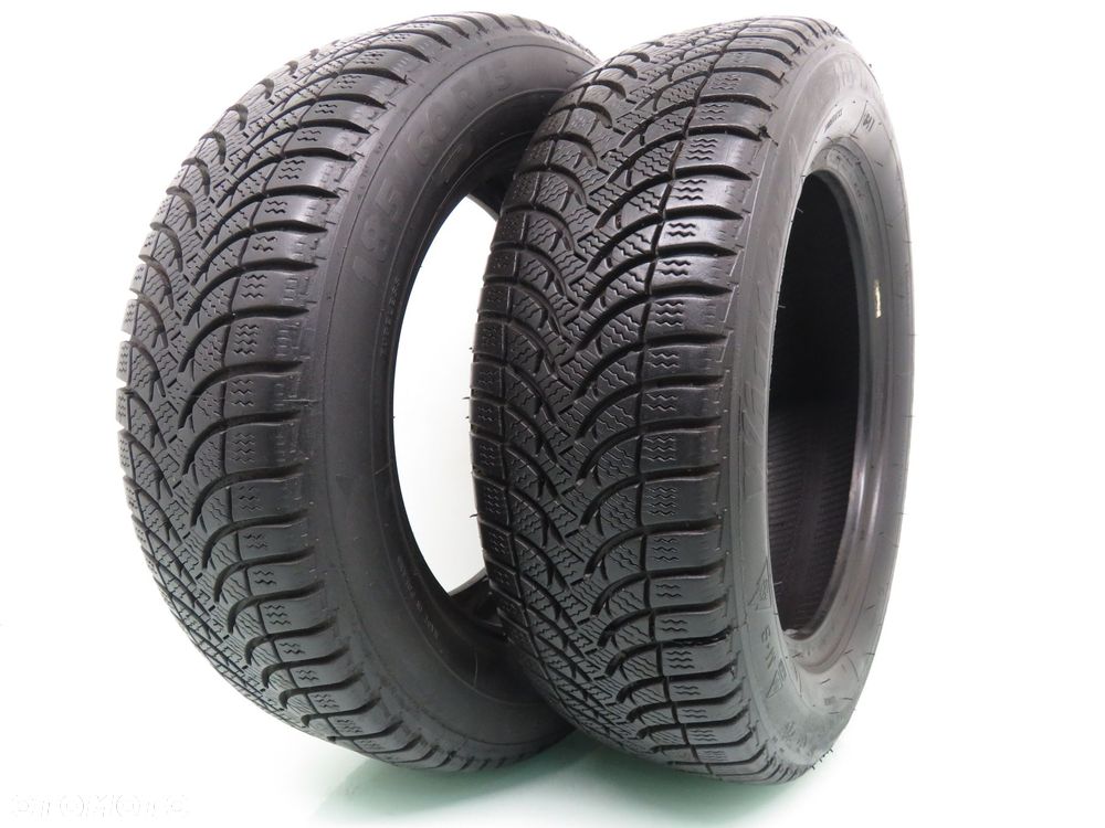 2x 185/60R15 OPONY ZIMOWE BIEŻNIKOWANE Targum Winter 4  84T - 1