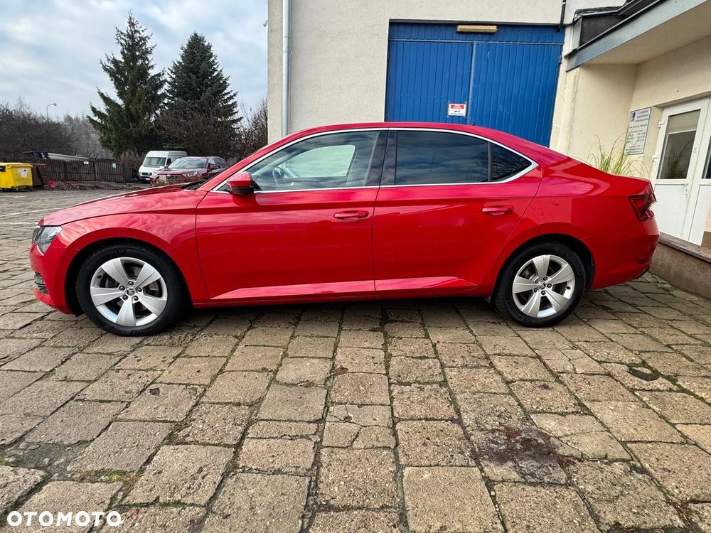 Skoda Superb 2.0 TDI SCR Style DSG - 12