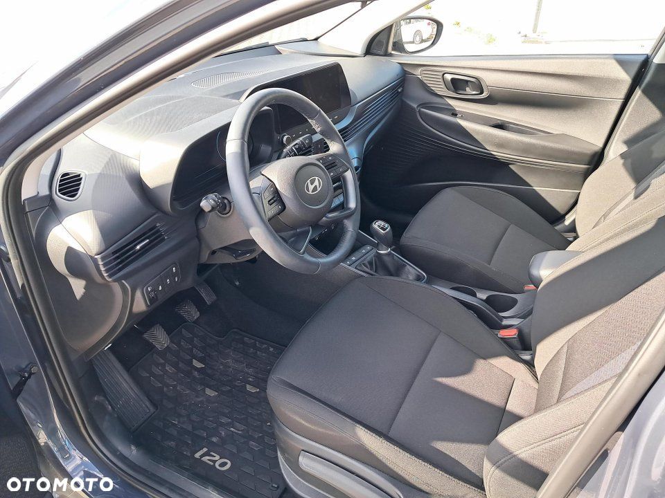 Hyundai i20 - 10