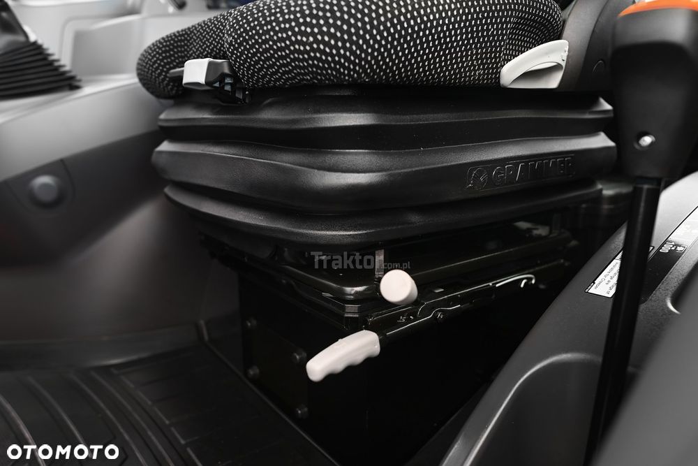 LS Traktor MT5.73 - 18