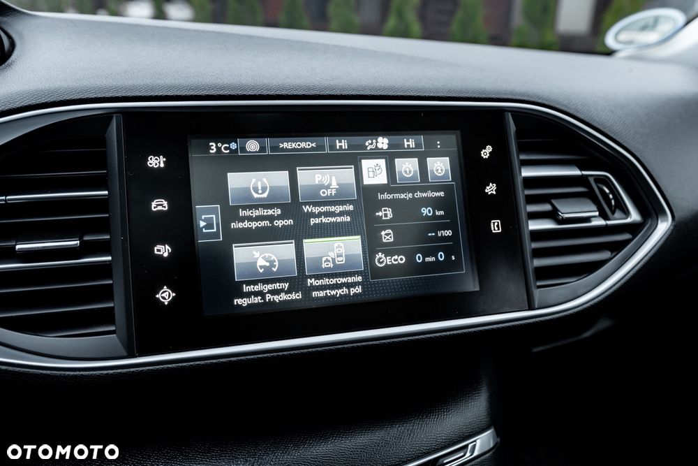 Peugeot 308 BlueHDi 150 Automatik Stop & Start Allure - 36