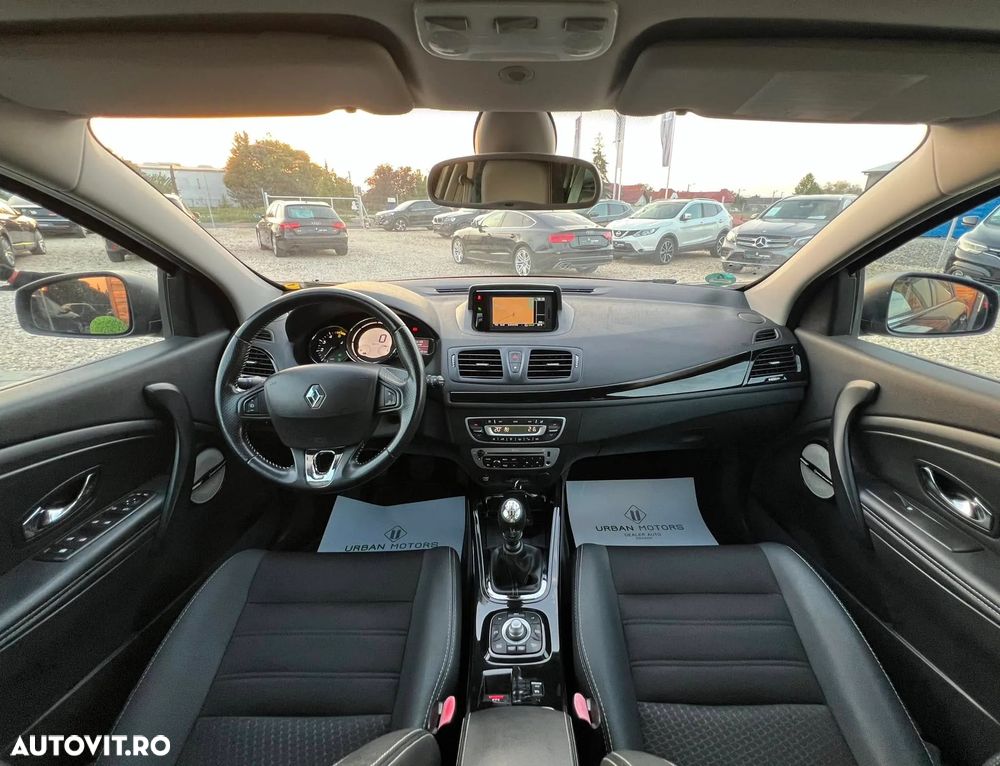 Renault Megane ENERGY dCi 130 BOSE EDITION - 3