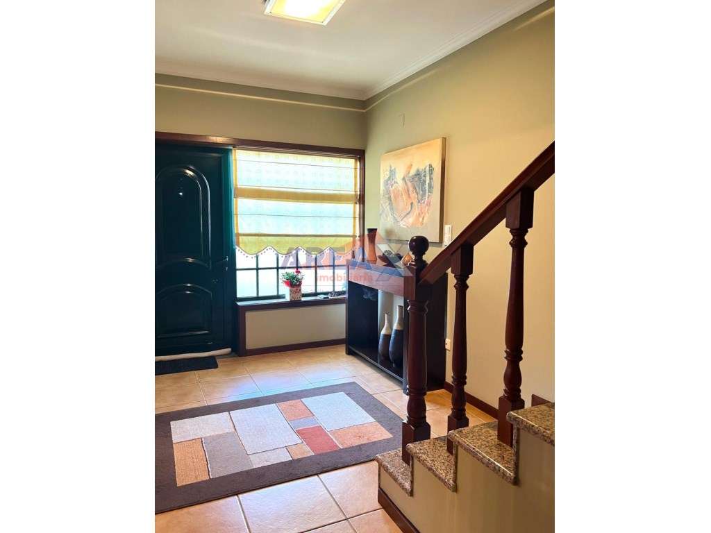 Moradia Geminada T3 em Vila de Cucujães - Grande imagem: 4/43