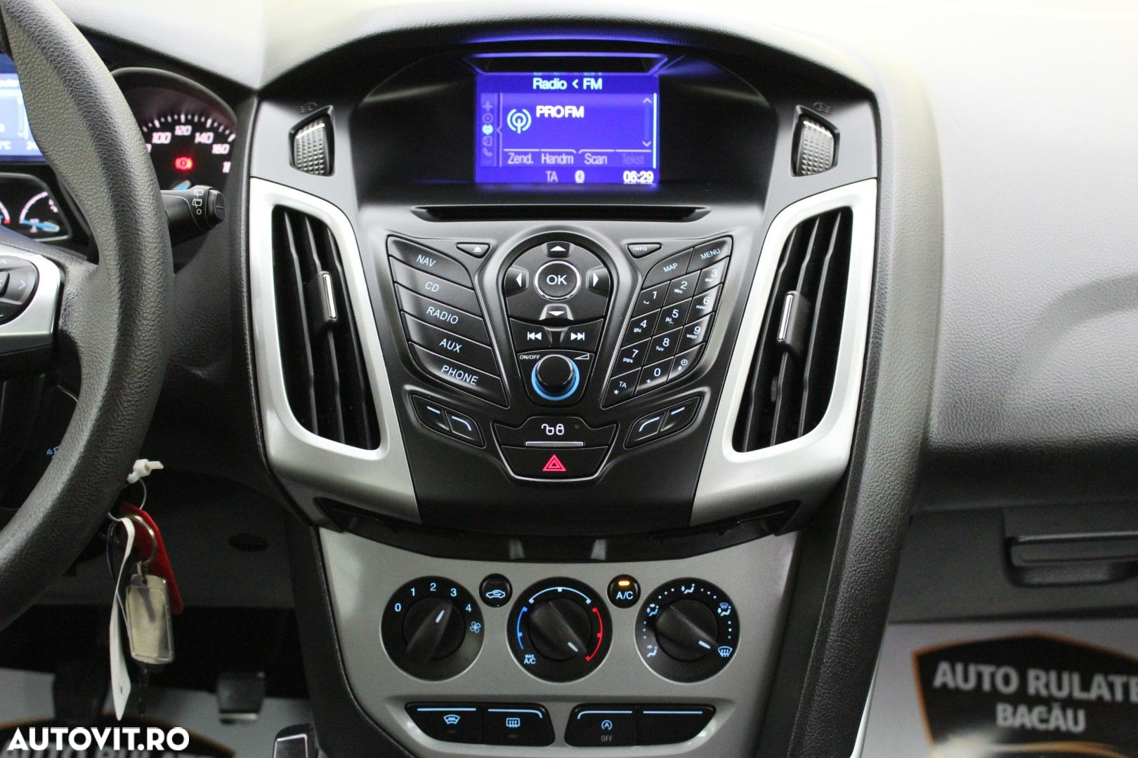 Ford Focus - 14