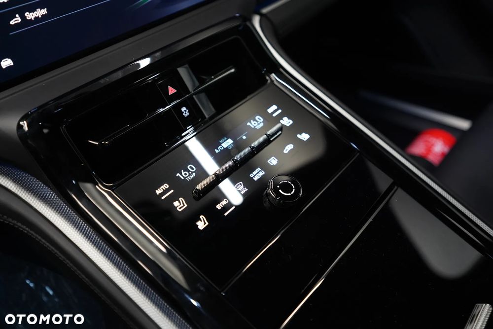 Porsche Panamera - 24