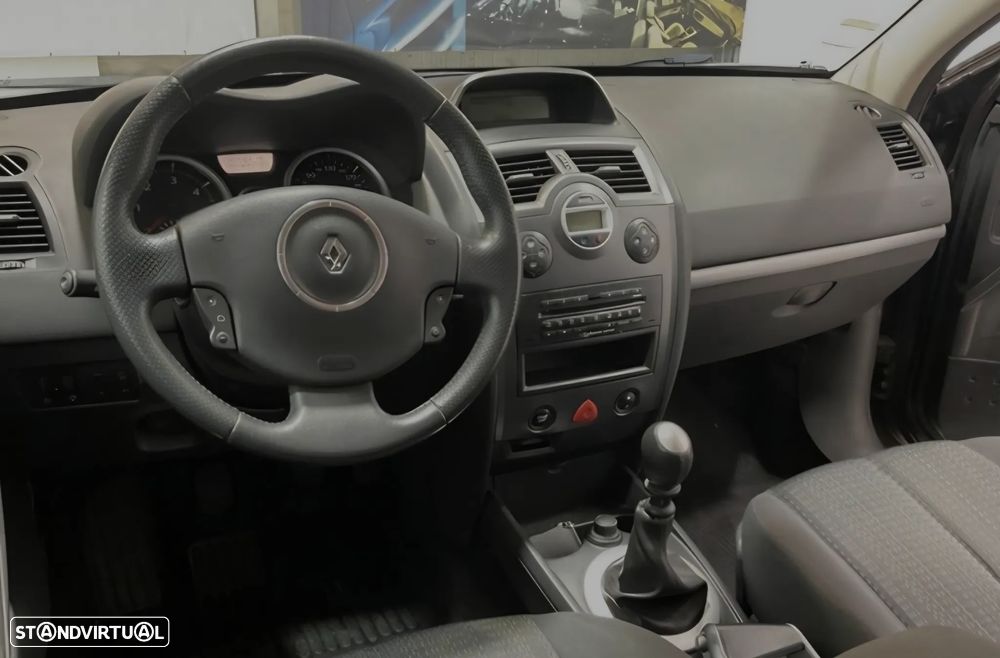Renault Mégane Break 1.5 dCi Dynamique - 8