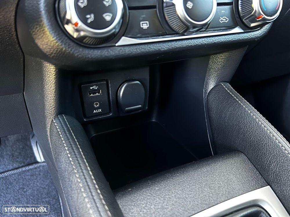 Nissan Micra 1.5 dCi N-Connecta Urban S/S - 23