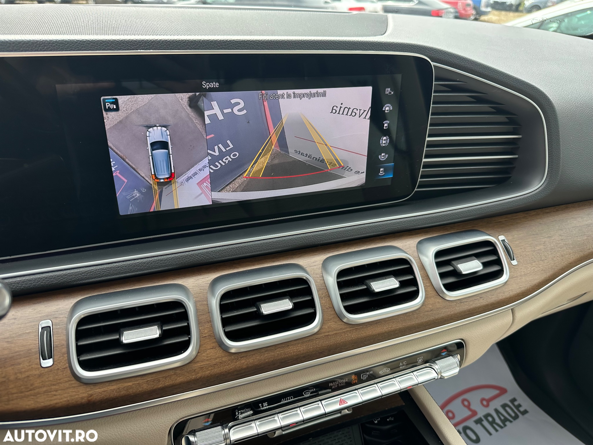 Mercedes-Benz GLE - 17