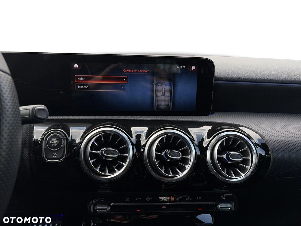 Mercedes-Benz Klasa A 200 AMG Line 7G-DCT - 18