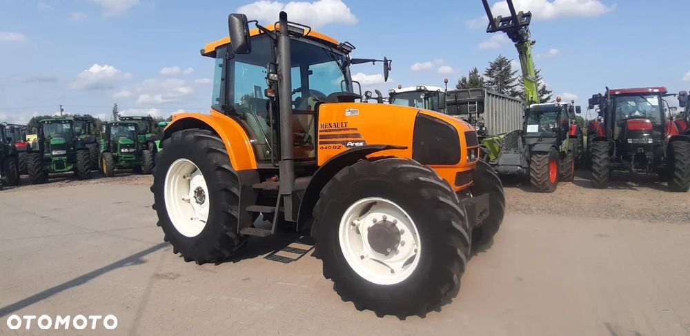 Renault Ares 640 RZ - 1
