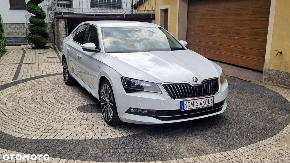 Skoda Superb - 8