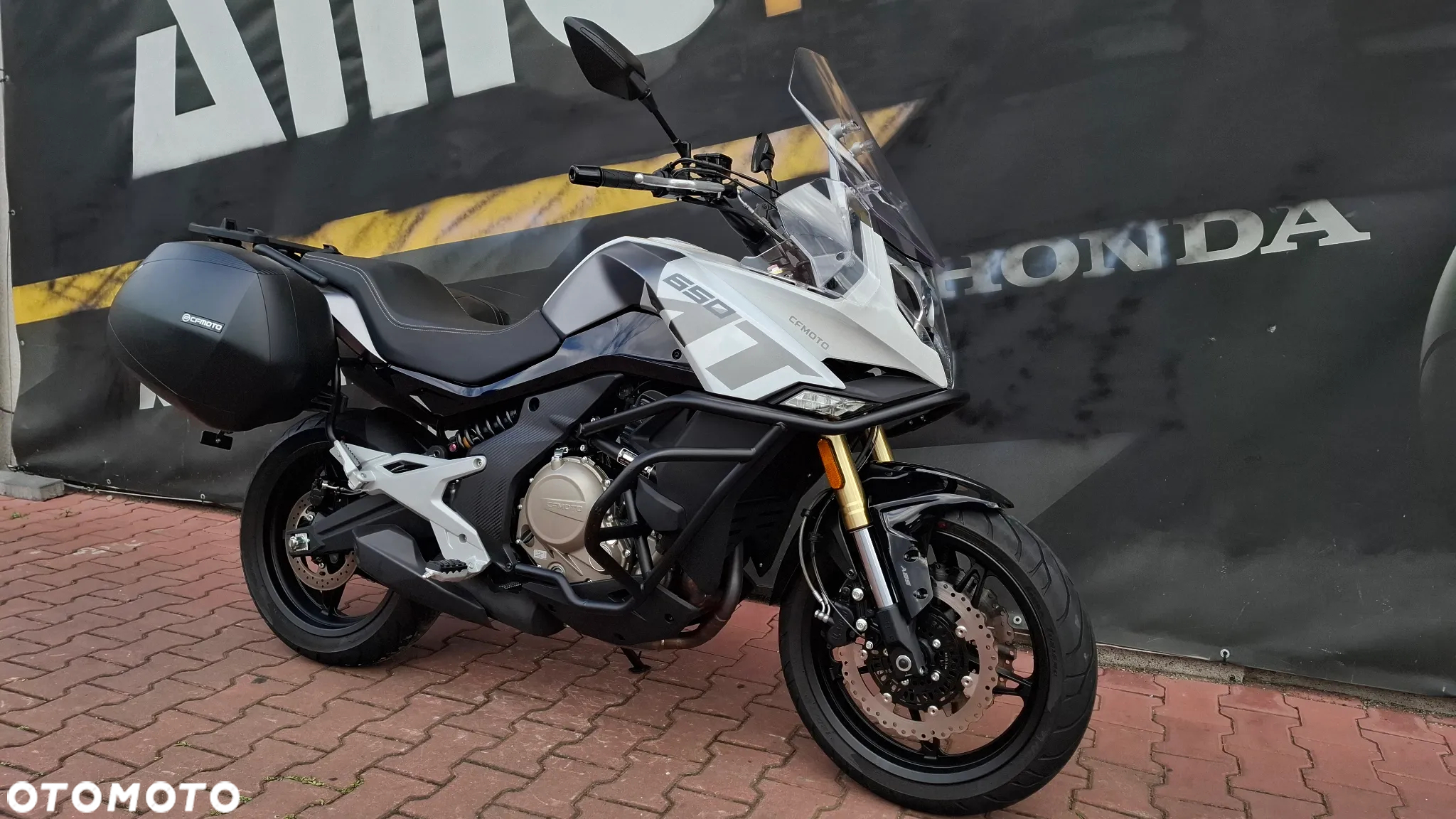 CFMoto 650 MT - 3