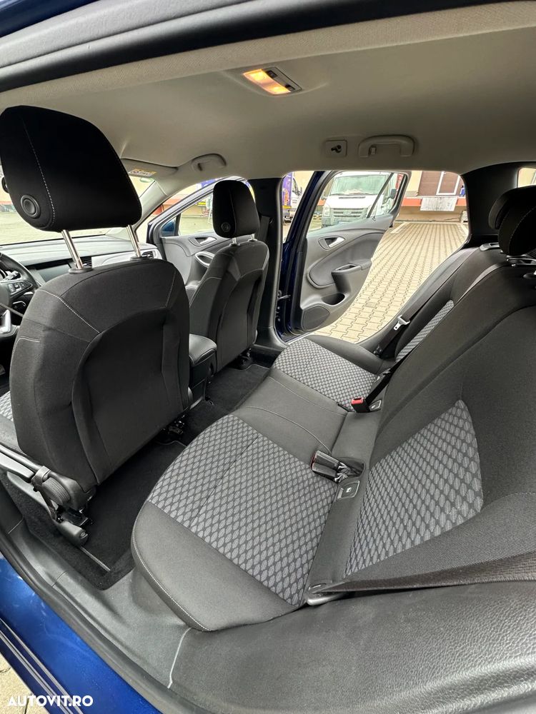 Opel Astra 1.5 D Start/Stop Sports Tourer 2020 - 6