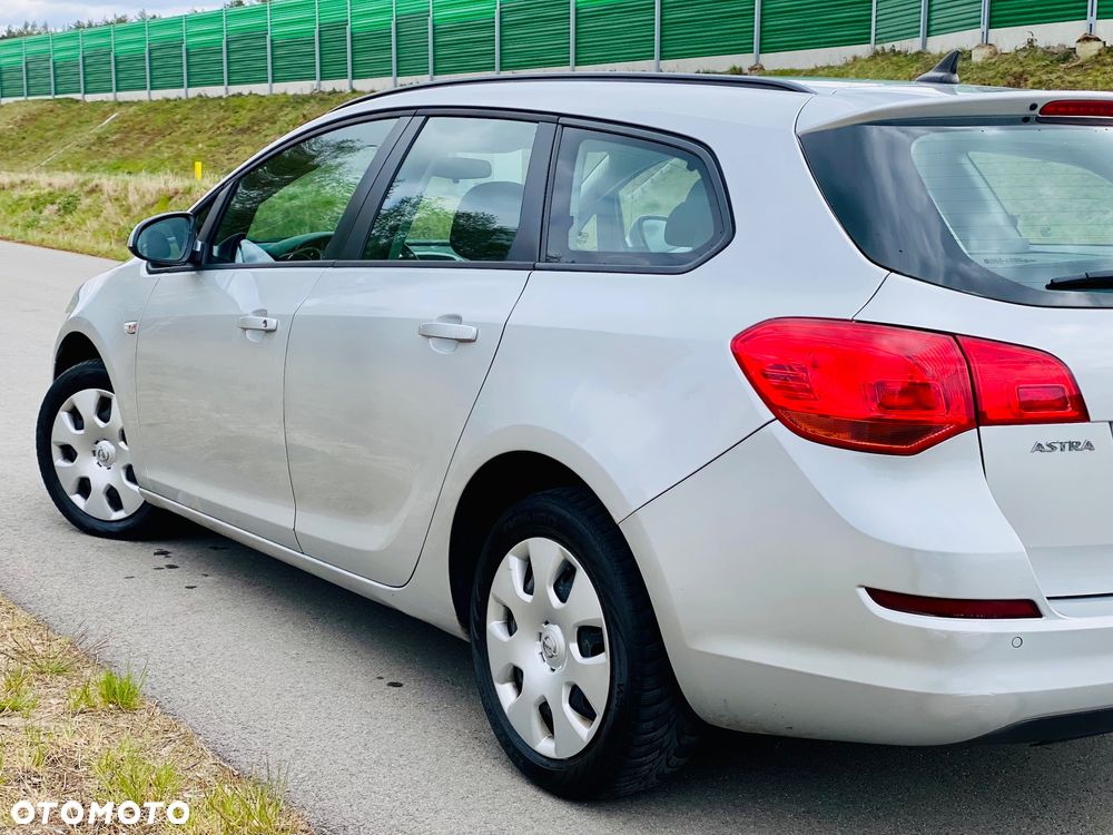 Opel Astra 1.7 CDTI Edition - 10