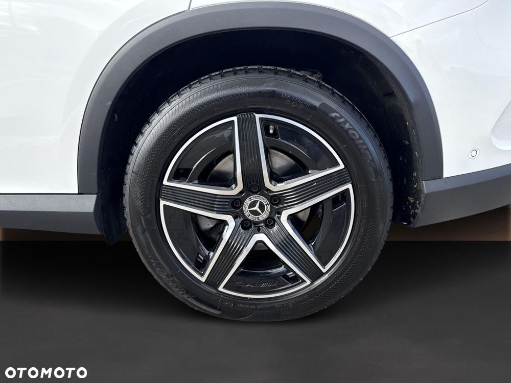 Mercedes-Benz GLC - 17